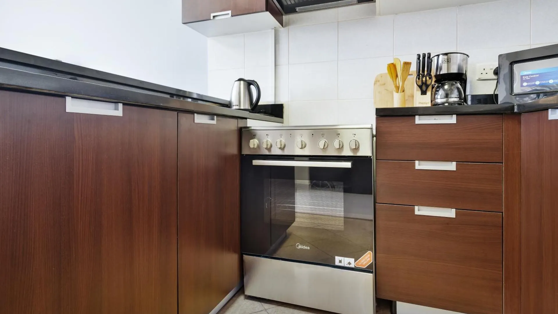 Upscale Studio In Eagleheights, Dubai Sports City United Arab Emirates